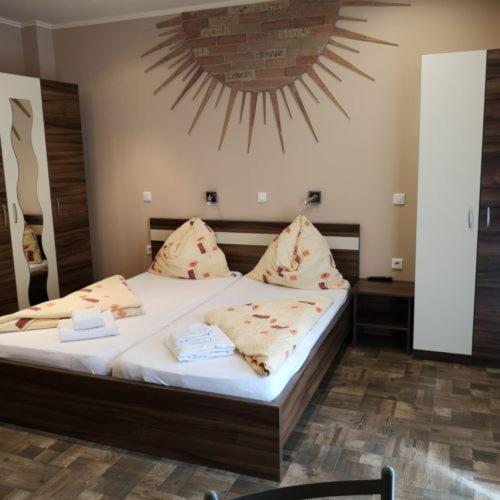 Bed and Breakfast Borostyan Panzio Balatonfuered Экстерьер фото