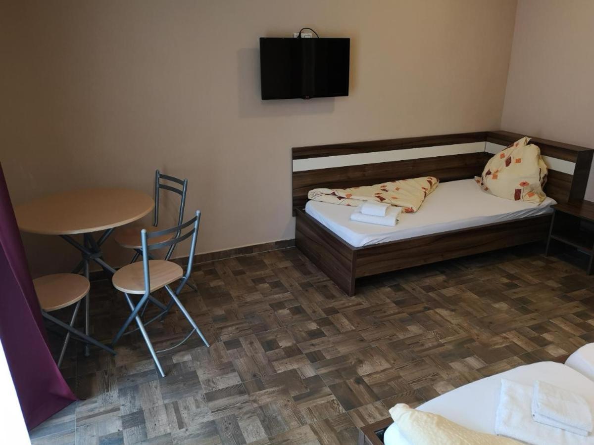 Bed and Breakfast Borostyan Panzio Balatonfuered Экстерьер фото