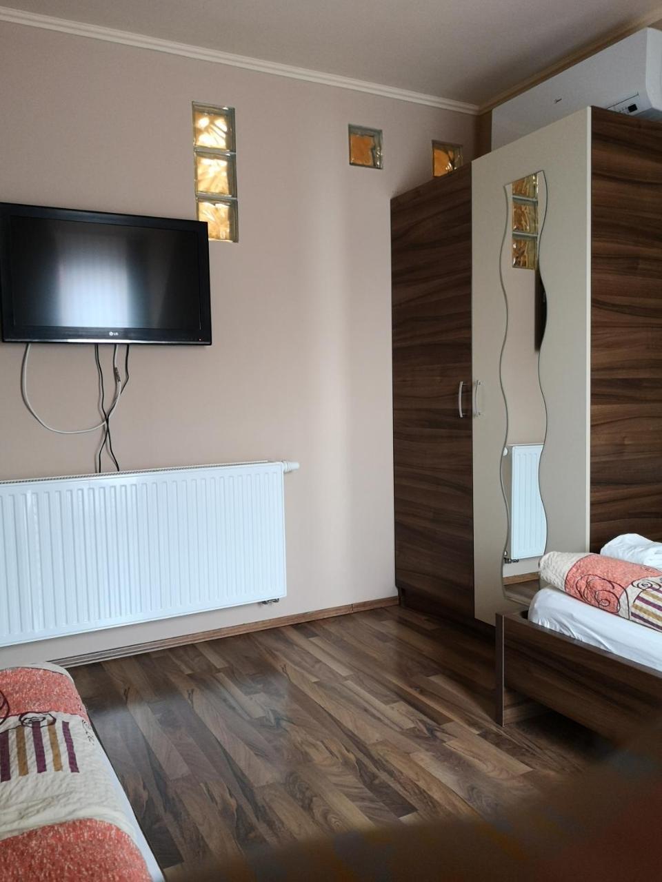 Bed and Breakfast Borostyan Panzio Balatonfuered Экстерьер фото