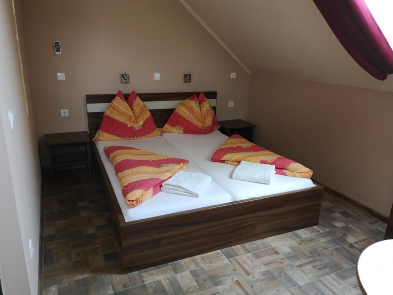 Bed and Breakfast Borostyan Panzio Balatonfuered Экстерьер фото