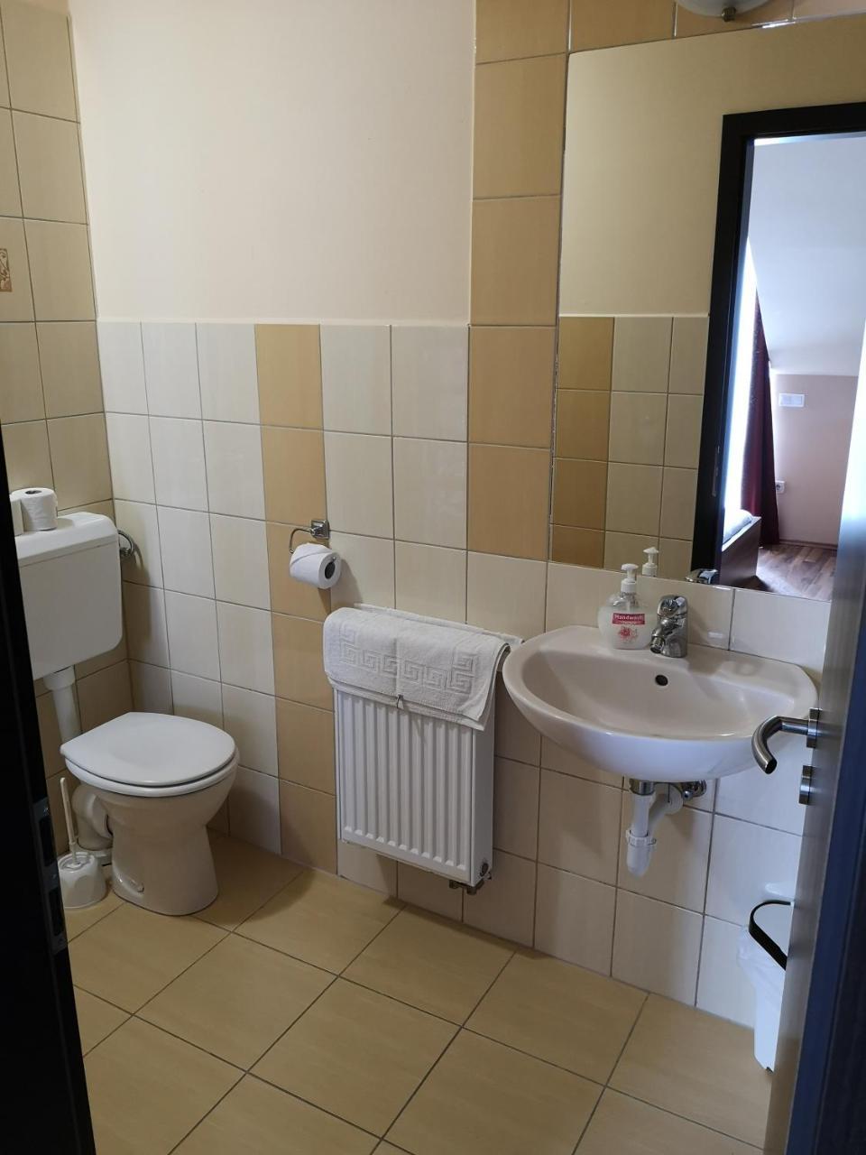Bed and Breakfast Borostyan Panzio Balatonfuered Экстерьер фото